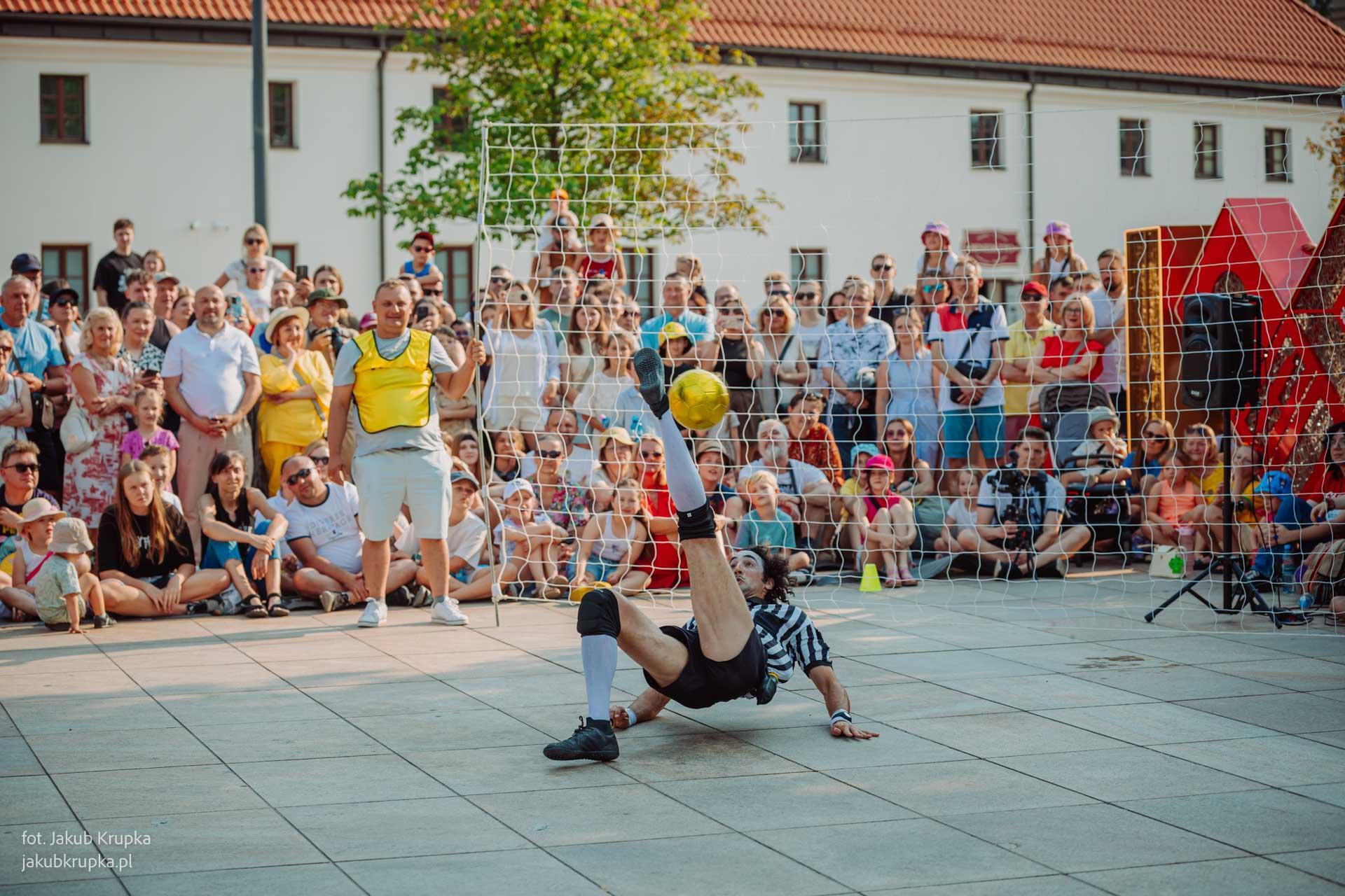 2026/07/24 i 26 – Carnaval Sztukmistrzów