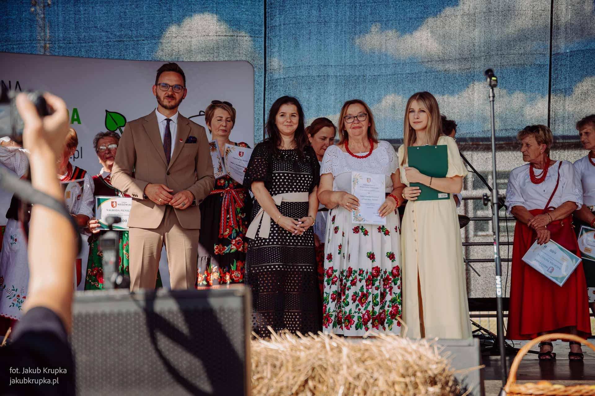 2026/08/30 – Dożynki Gminno-Parafialne w Niedźwiadzie
